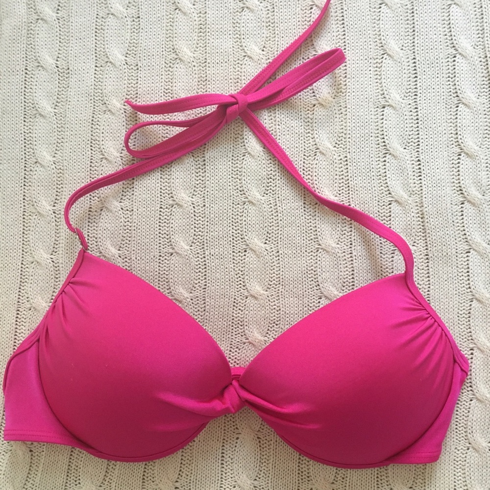 Victoria’s Secret swimsuit top